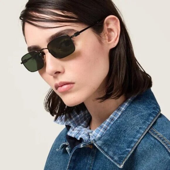 NEW MIU MIU MU A53S 1AB1I0 SUNGLASSES BLACK GREEN WOMEN EYEWEAR SMU A53 1AB1I0